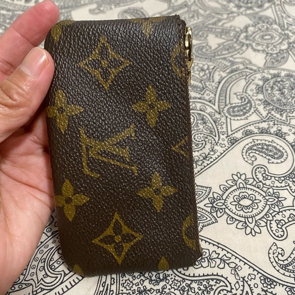 LV Key Cless Monogram - Picture 3 of 16